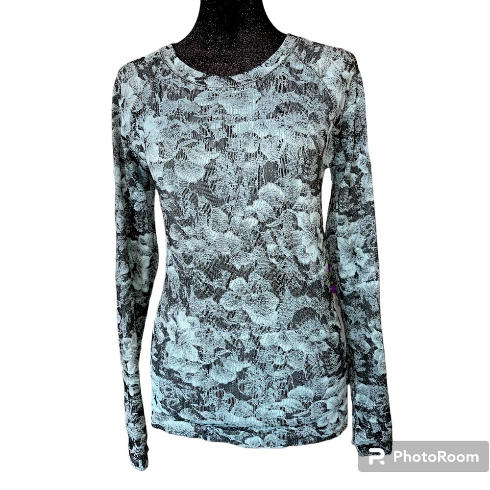 Athleta Momentum Floral Top